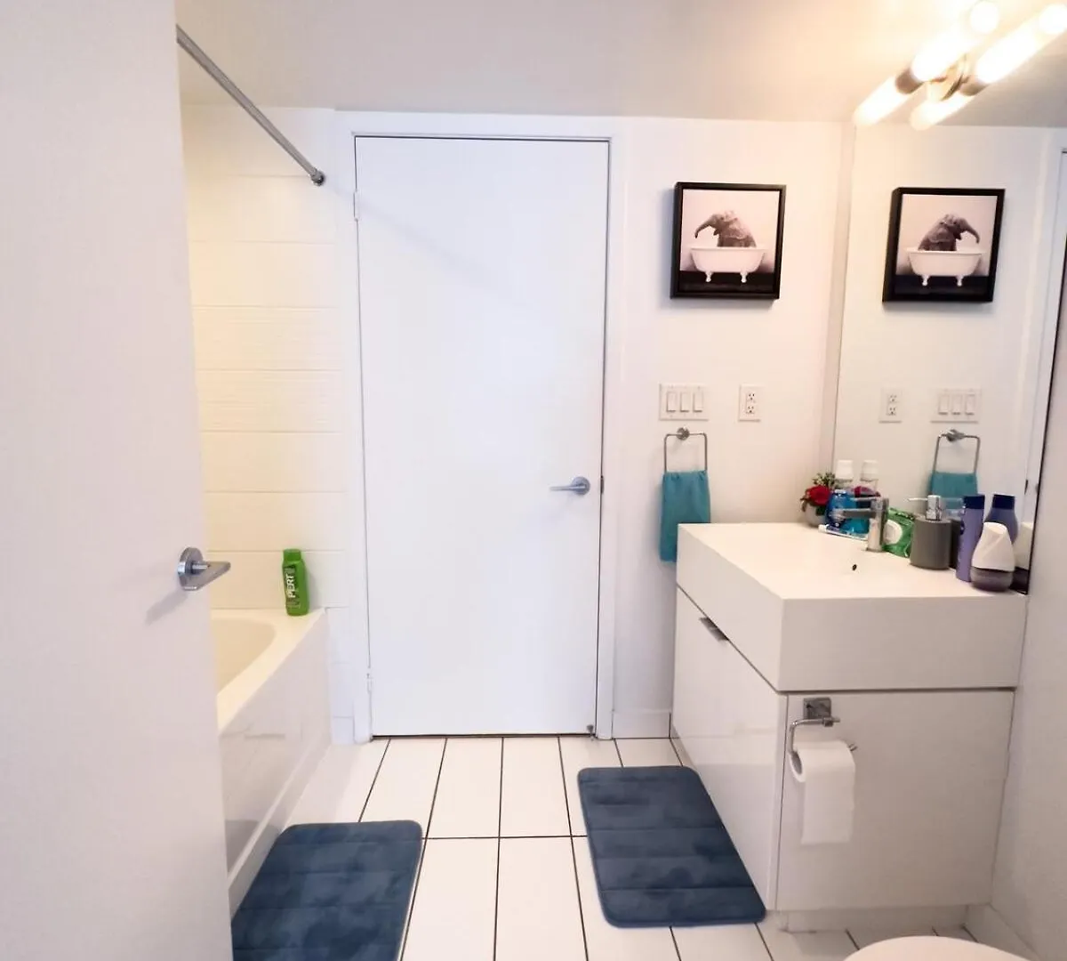 Apartment Comfy Suites 2 Beds Lakeview Cn Tower Free Parking Toronto