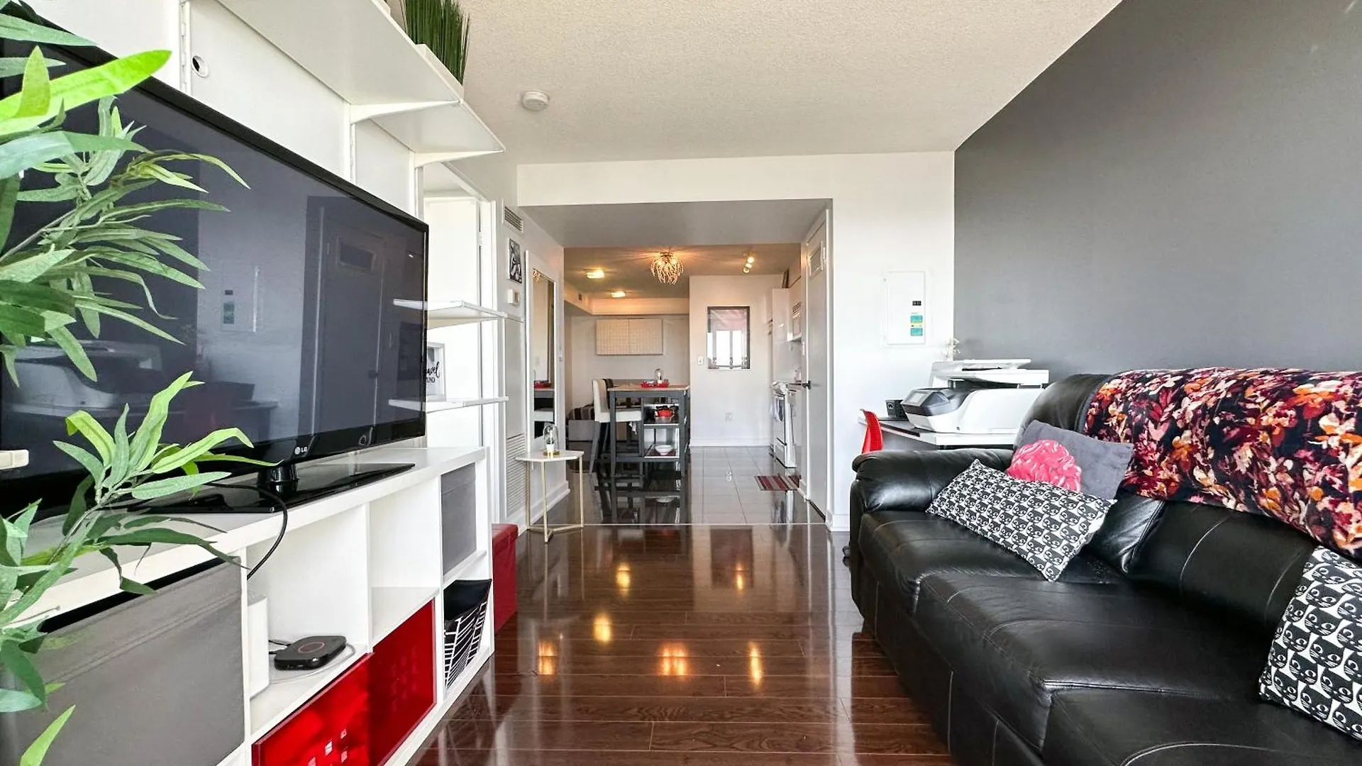 Comfy Suites 2 Beds Lakeview Cn Tower Free Parking Toronto 0*,  Canada